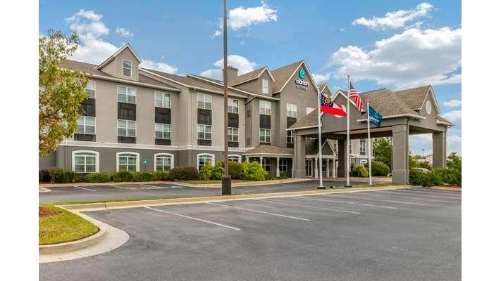 Clarion Pointe Columbus-Bradley Park