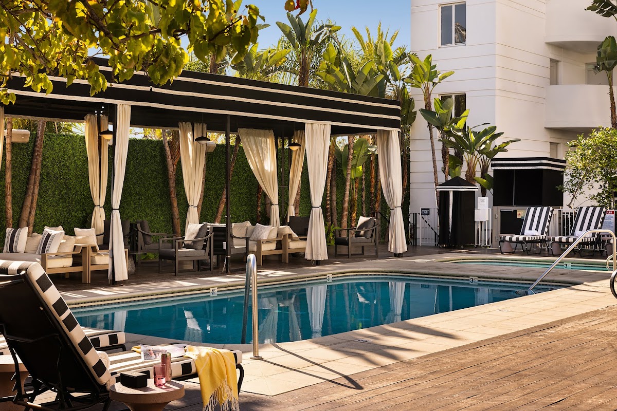 The Eden Santa Monica, dog-friendly hotel in Santa Monica