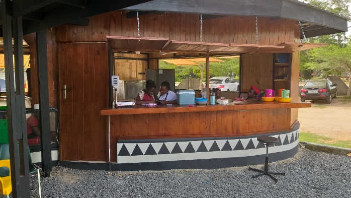 The Catfish Grill @ Passions Bar, Comm 10, Tema