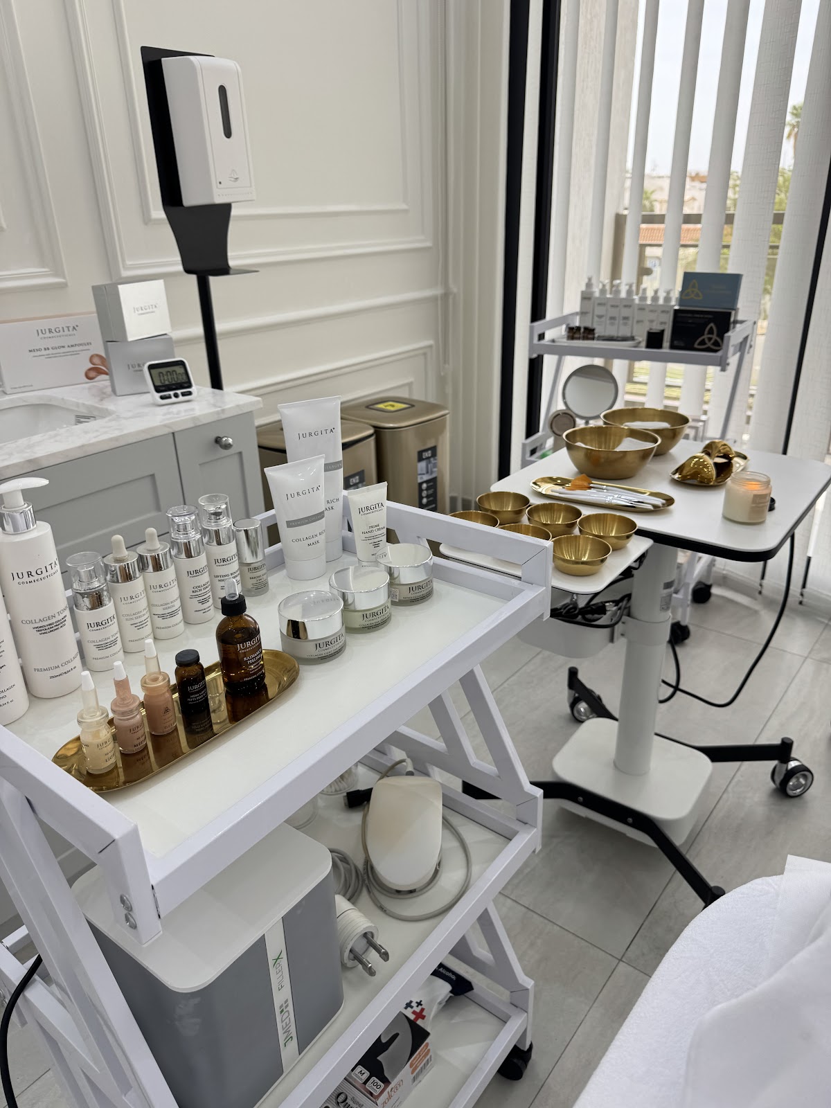 JMED Clinic - Stretch Marks Removal in Dubai | Stretch Mark Treatment | Best Aesthetic Clinic in UAE 5