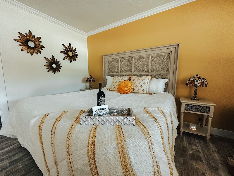 Woody Mountain Campground and Bed & Breakfast photo 4