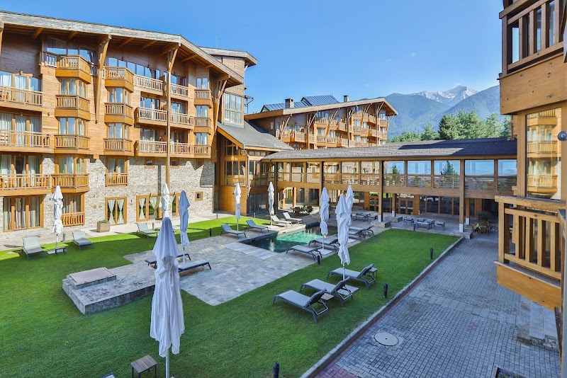 Pirin Golf & Country Club Apartment Complex