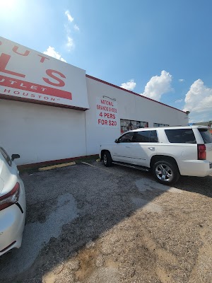 Closeout Deals photo
