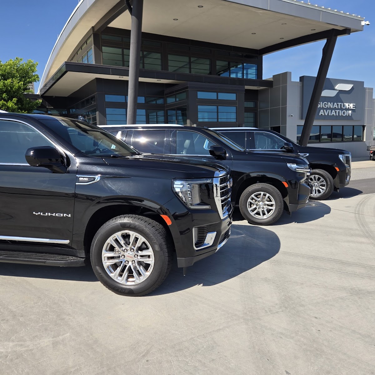 EarthTran Global Limousine Service: Google Places image 2
