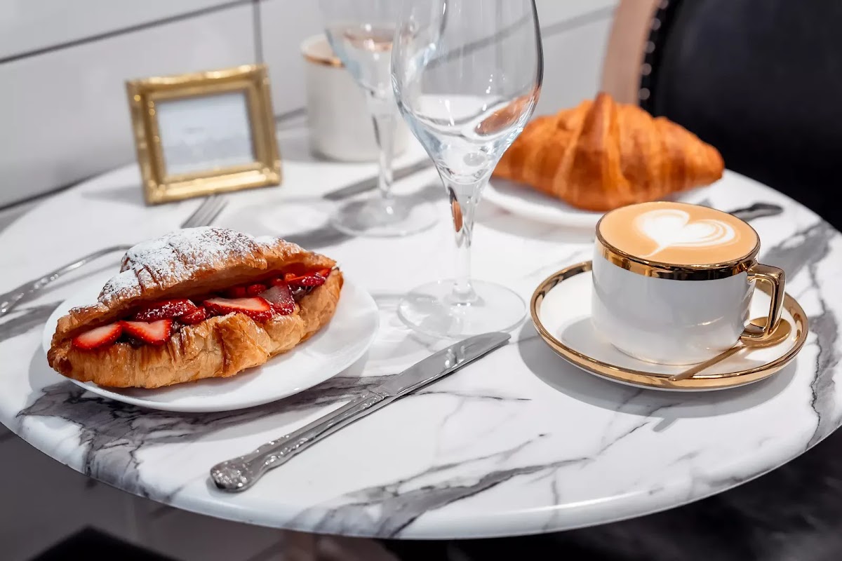 Le Parisien Bakery: Google Places image 3