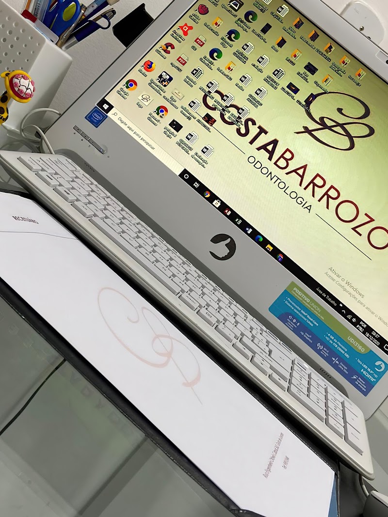 Dra Samya Costa Cirurgiã Dentista - Especialista em IMPLANTES e ORTODONTIA - foto 1