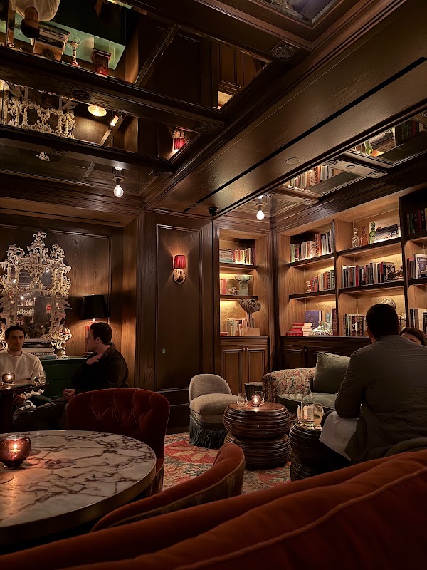 The Portrait Bar photo 3