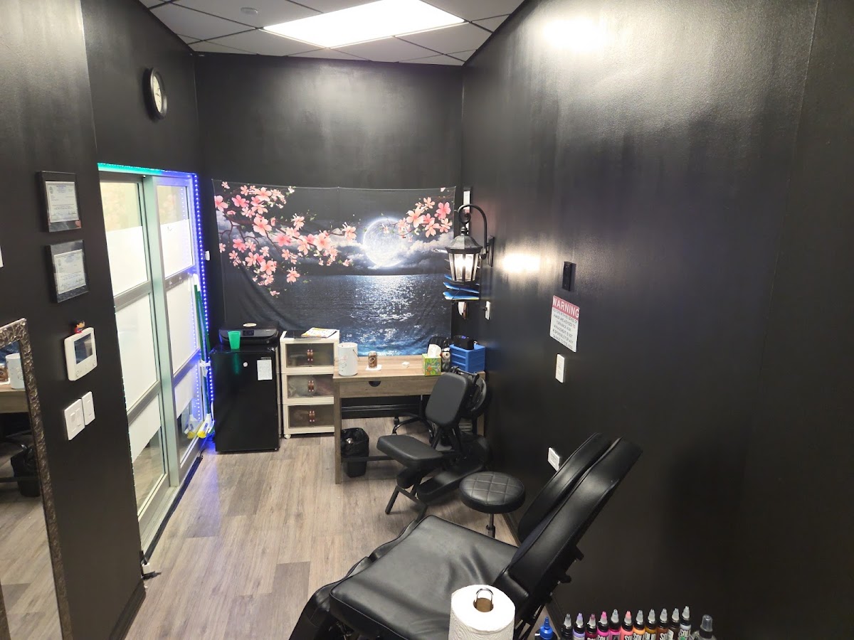 21 Needles Tattoo & Piercing tattoo work — photo 3