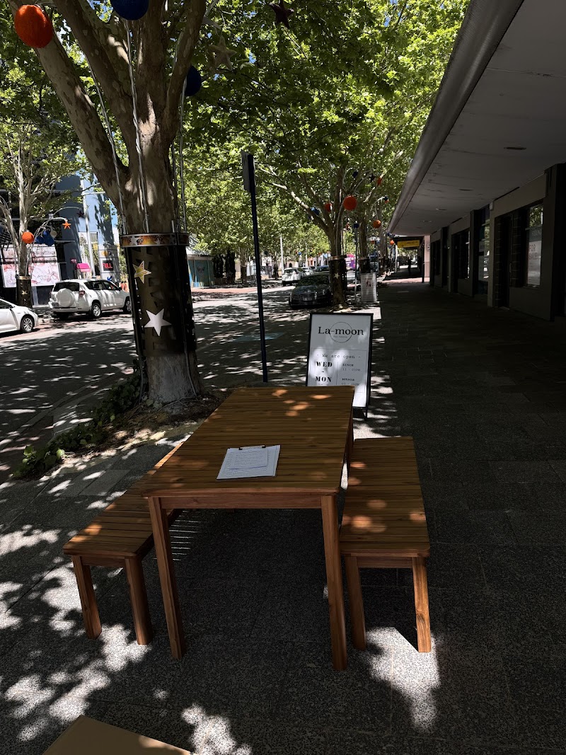 La-moon La Mai Thai Cuisine photo 1