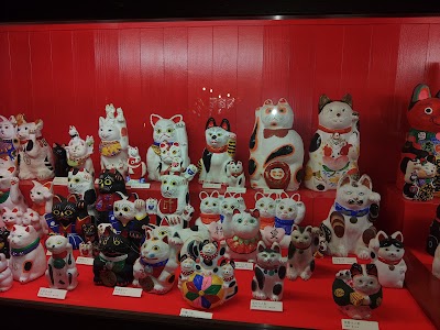 Manekineko Museum of Art - 2