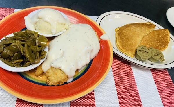 Photo by Lindsay Deetch