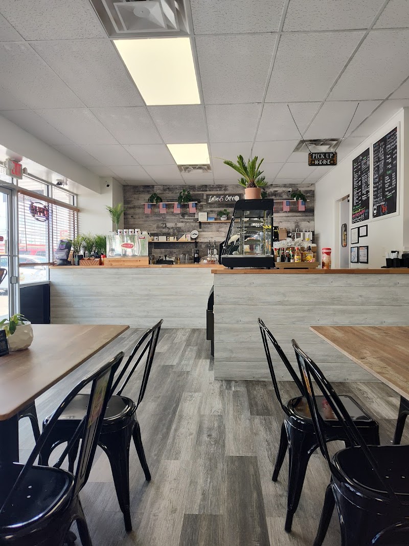 LatinUS Cafe photo 1