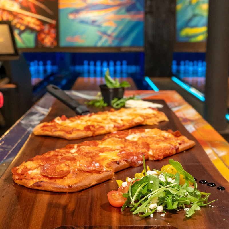 Pinfish Entertainment - Bowling & Arcade photo 5