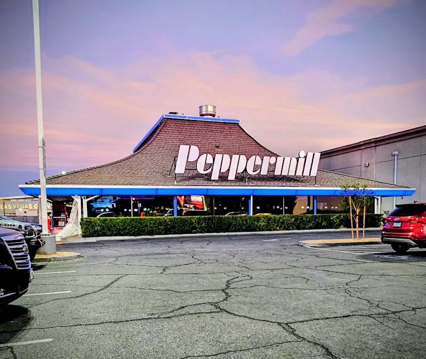 Peppermill Restaurant and Fireside Lounge fotoğraf 1