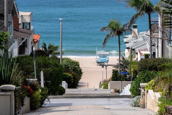 Sea View Inn at the Beach