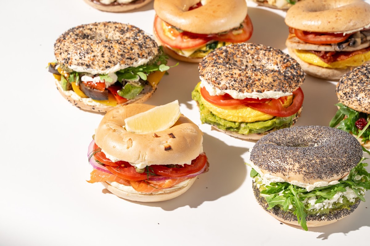 R&R Bagels photo 2
