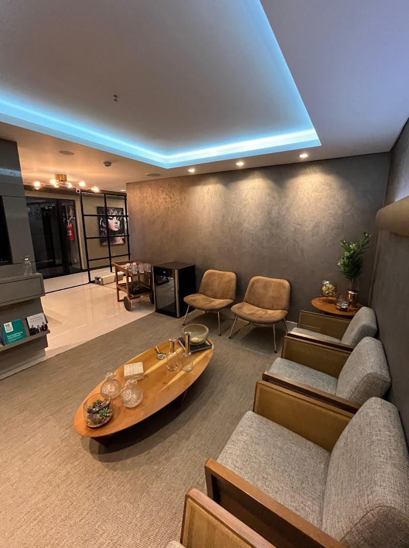 Dr Flavio Lima - Primordialle Oral Clinic - foto 2