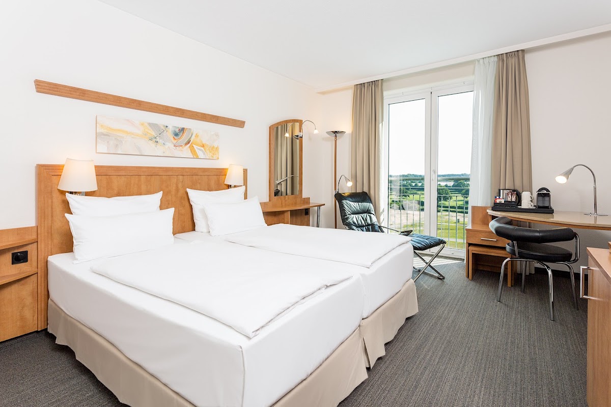 NH Hamburg Horner Rennbahn, dog-friendly hotel, photo 3
