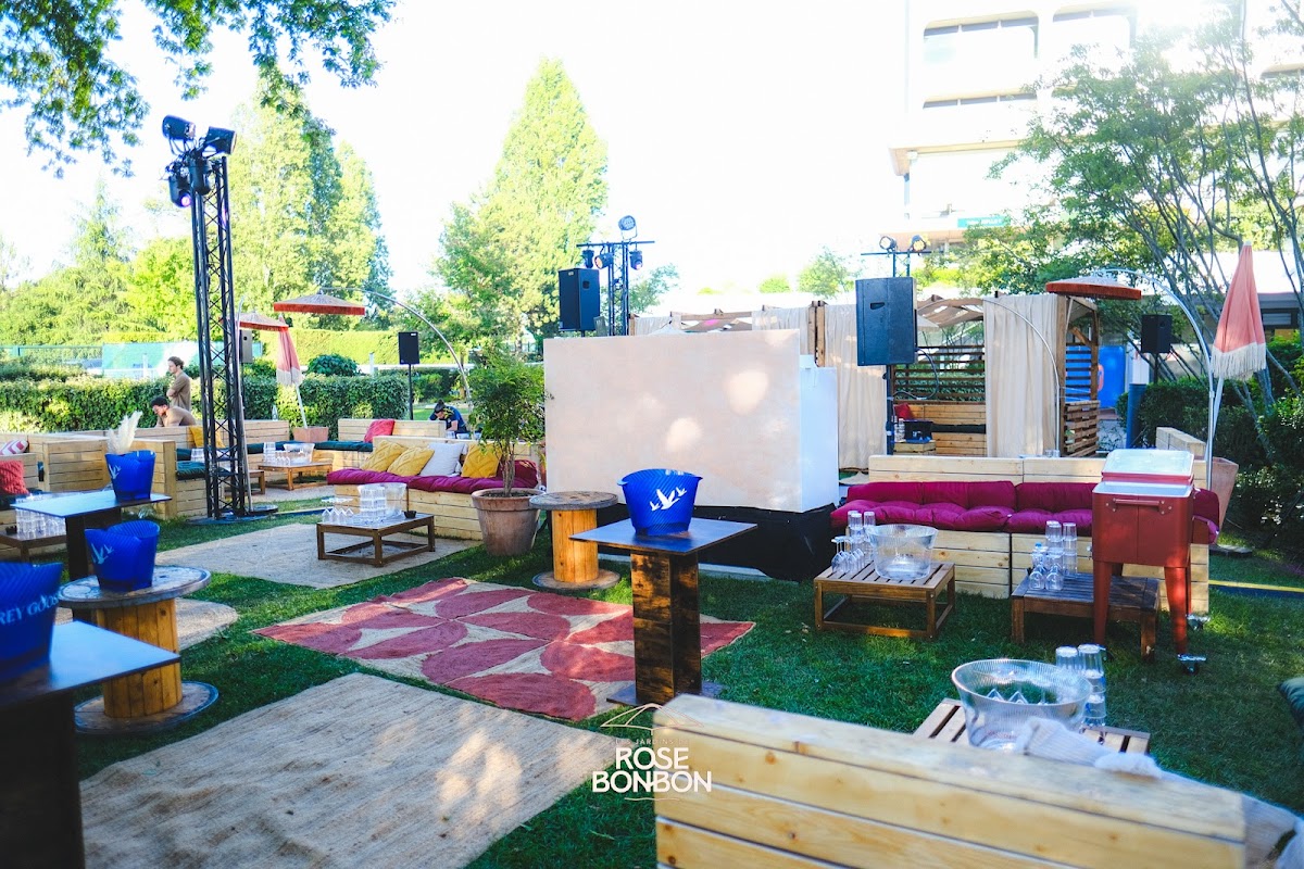 Rose Bonbon, vue extérieure