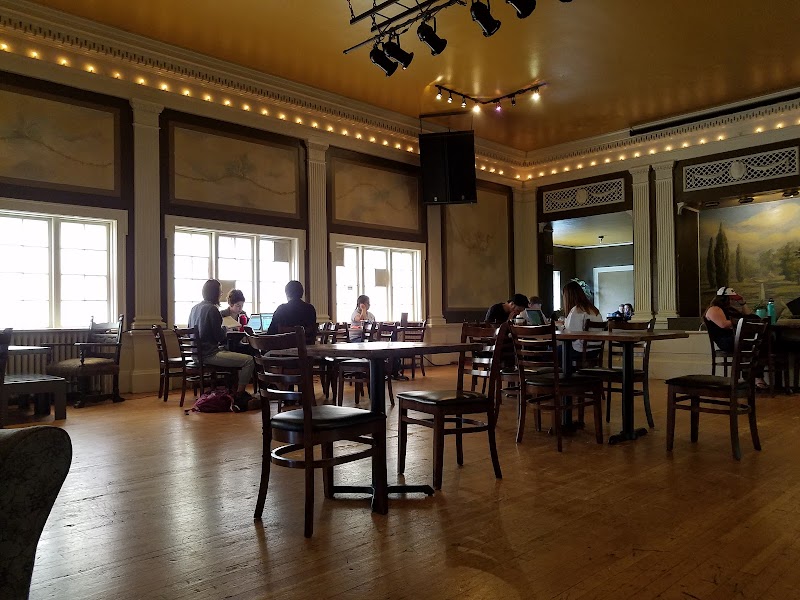 IKE Box Café photo 1