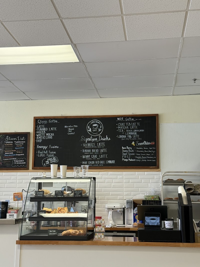 Emmie’s Sidewalk Café photo 3