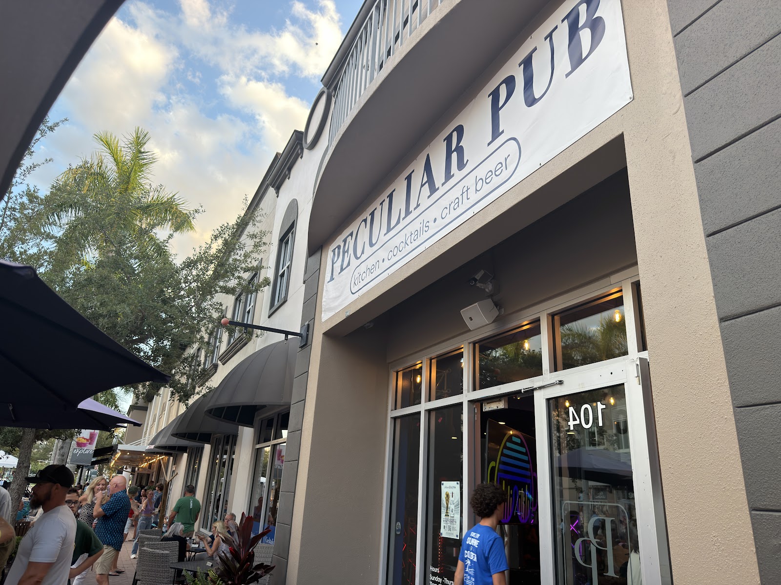Peculiar Pub