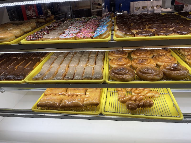 Daylight donut and snow boba tea photo 1