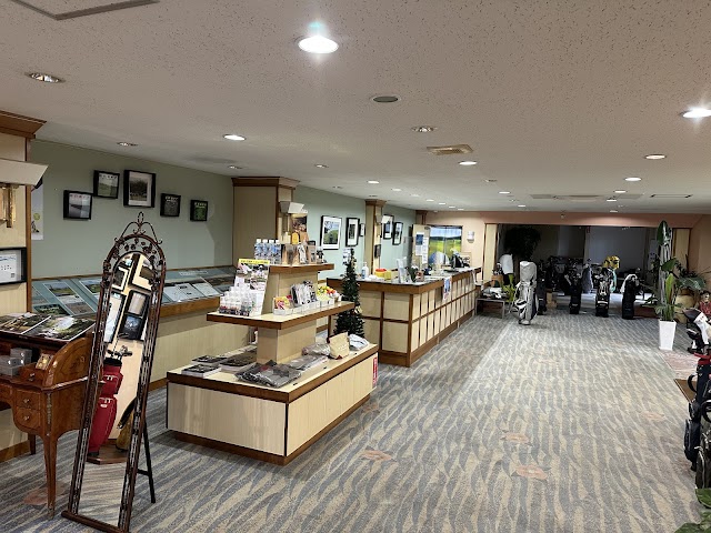 Izu Oshima Resort Golf Club - Photo 5