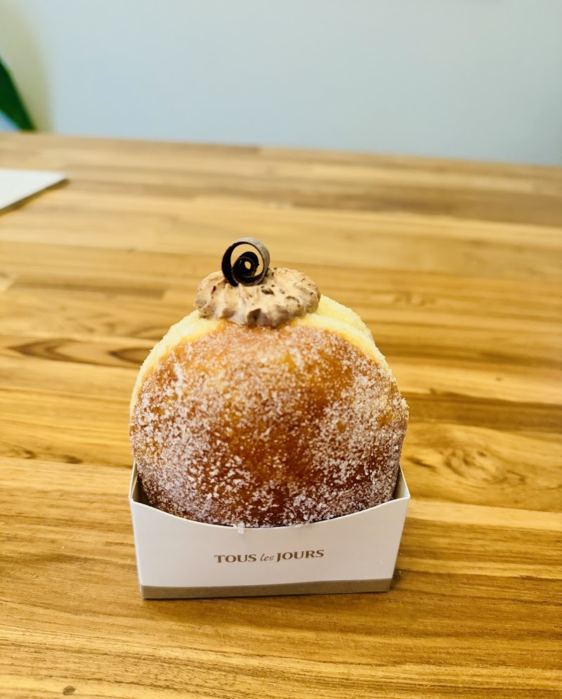 Tous Les Jours Bakery & Cafe - Burke photo 2