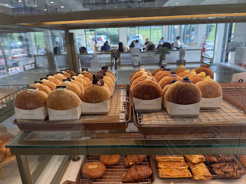 Tous Les Jours Bakery & Cafe - Burke photo 4