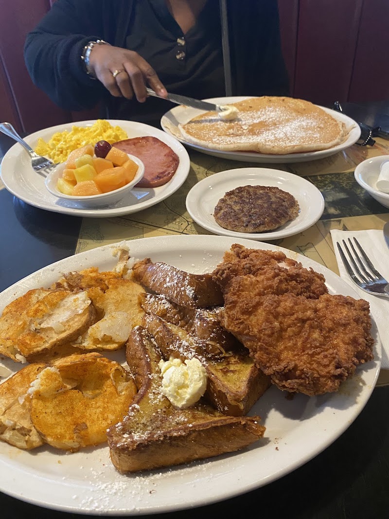 Trip's Diner photo 3