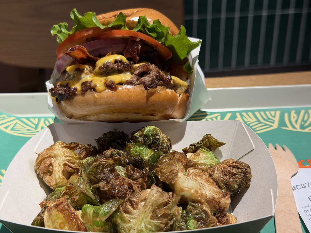 N+ Burger photo 3