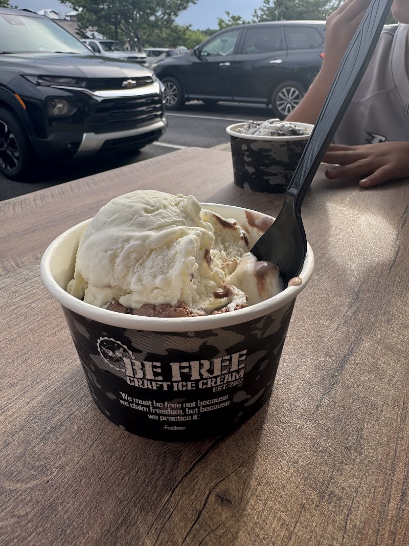 Be Free Craft Ice Cream Cafe photo 3
