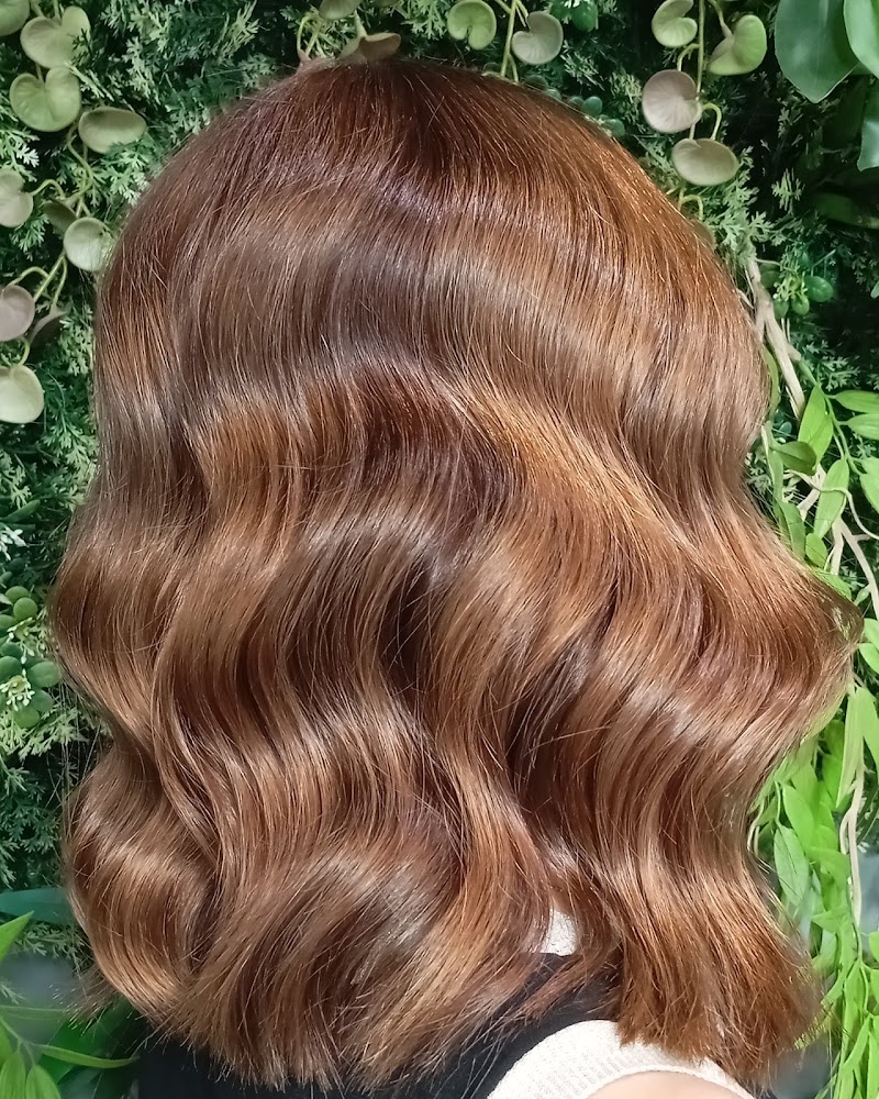 Peluqueria MyS Creative photo 2