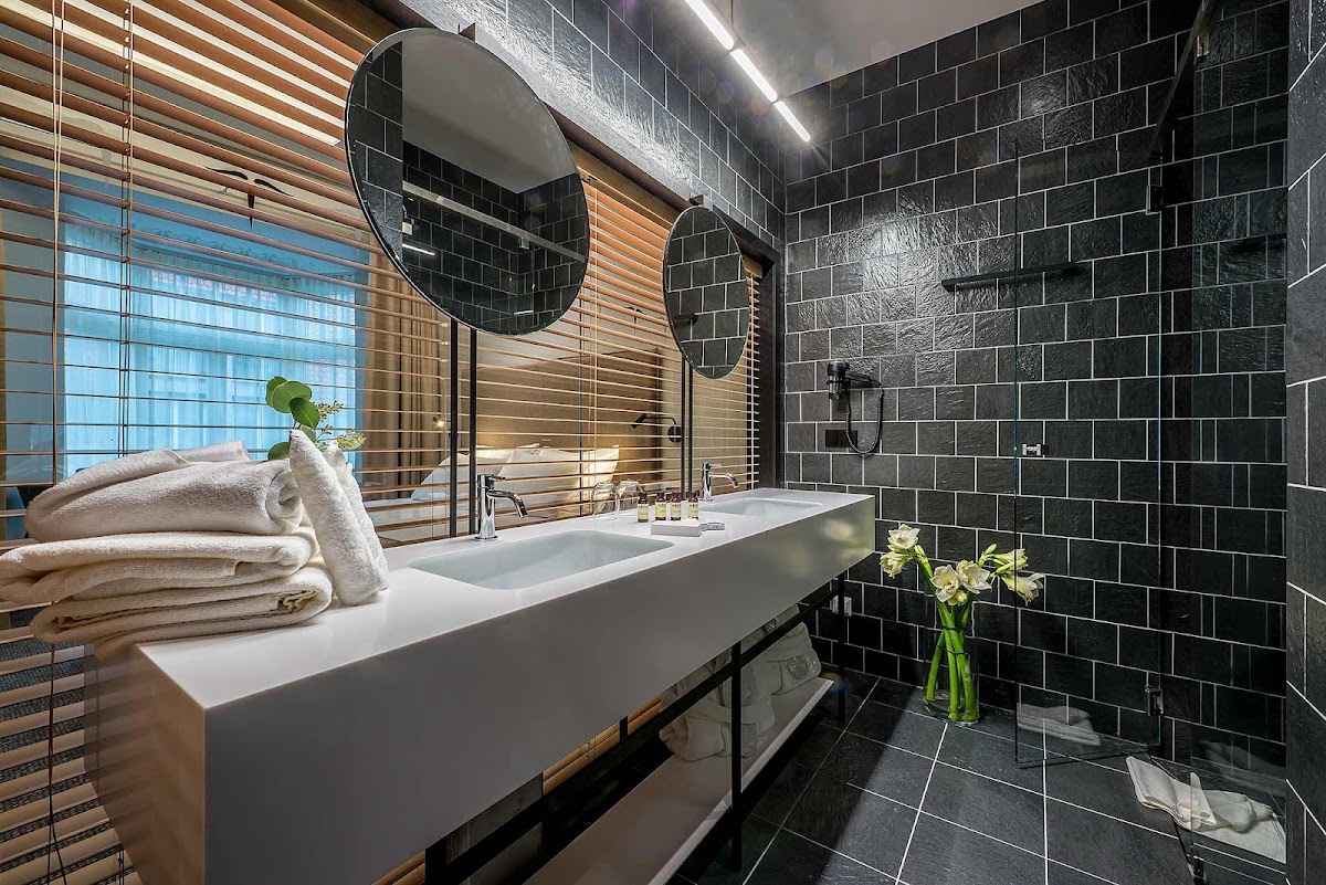 Artagonist Art Hotel 2