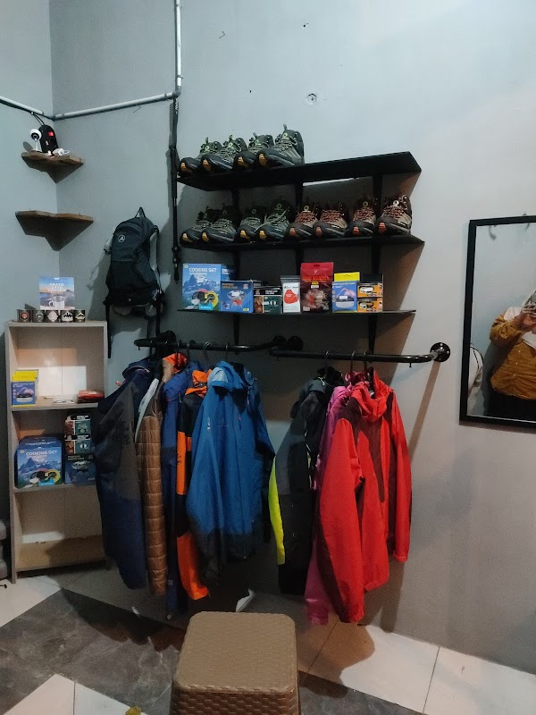 Mountain Addict Rent (Persewaan Alat Outdoor/Camping Malang)