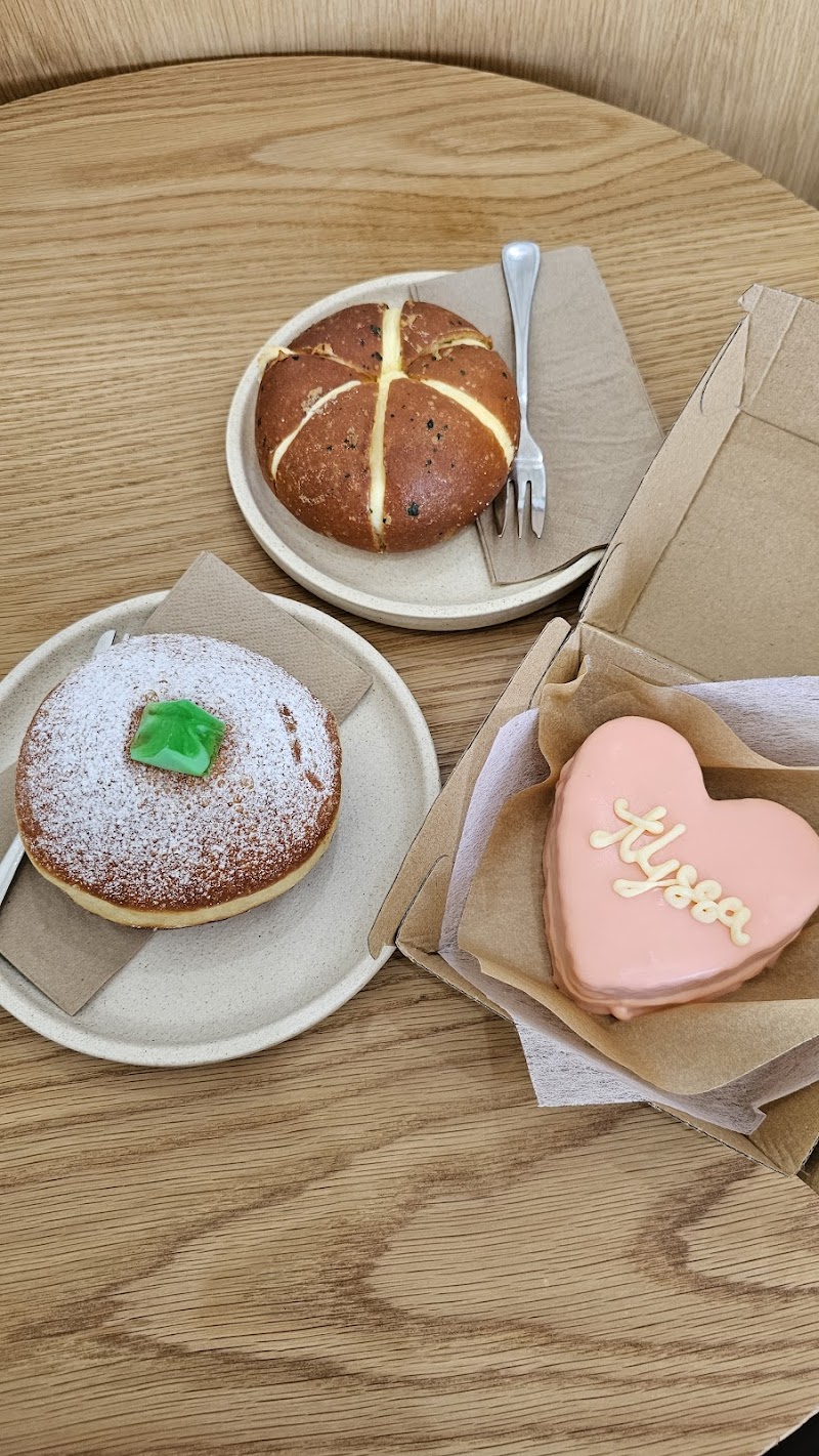 Butter and toast photo 7