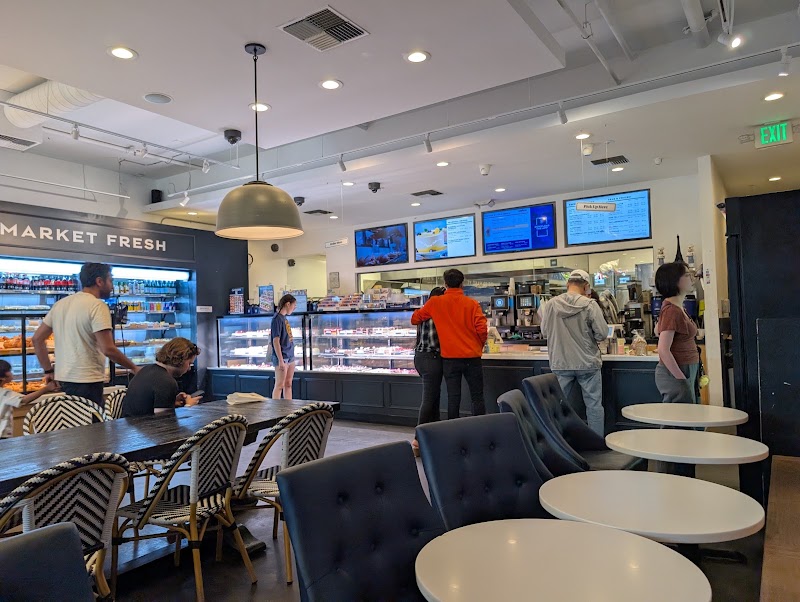 Paris Baguette photo 2