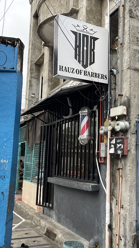 Hauz of barbers