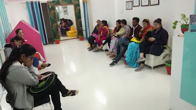 Best Gynaecologist clinic in Kota, प्रसूति एवं स्त्री रोग विशेषज्ञ, infertility specialist,PCOD Expert - Image 2