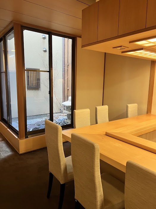 Kyoto Omakase Sushi & Wagyu Halal Gion Restaurant 京都寿司和牛餐厅 fotoğraf 1