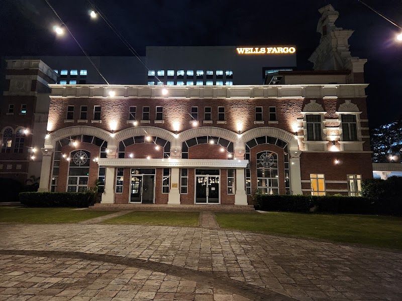 Enderun Colleges