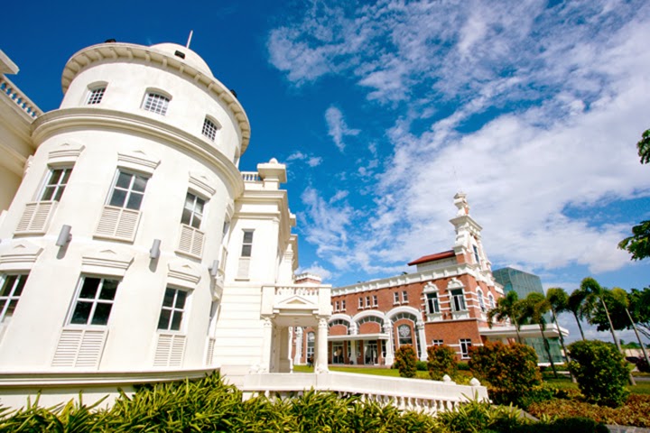 Enderun Colleges