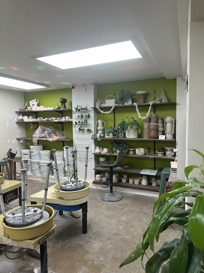 SEEING GREEN STUDIO | Pottery & Ceramics