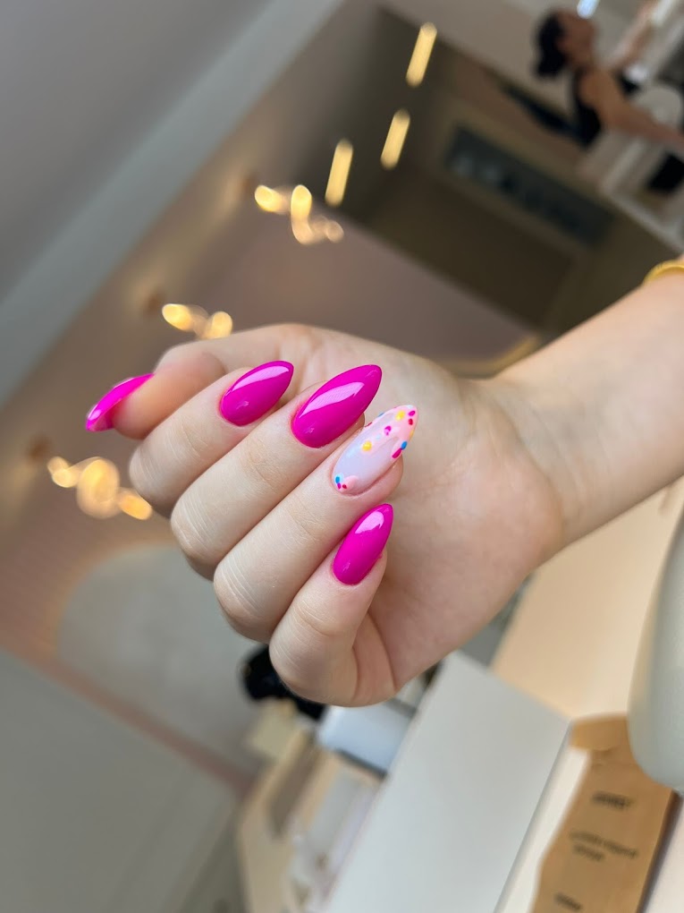 Sebahat Sancur Nail Bar & Beauty mekanı
