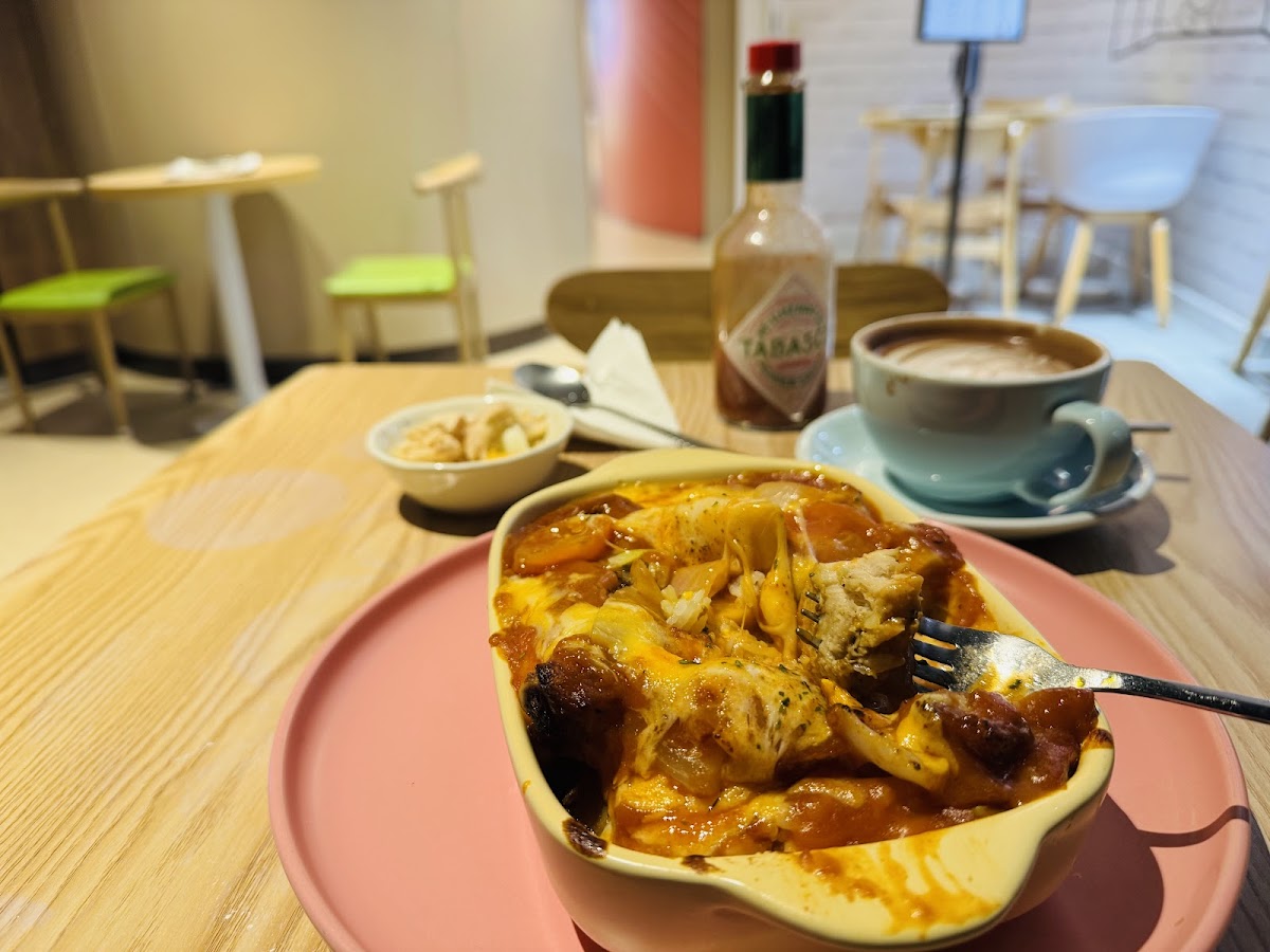 Dreams Cafe (海天晉滙) photo 2