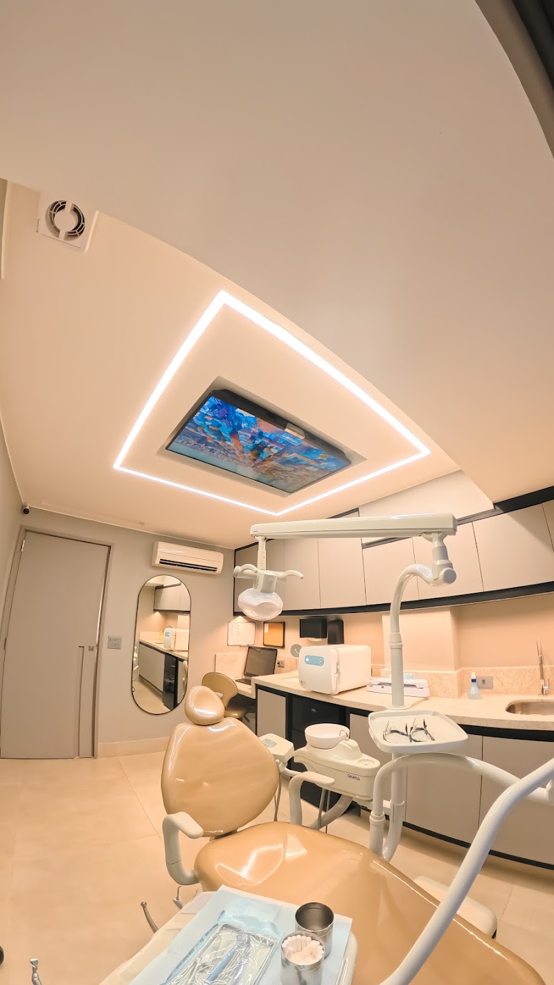 Ricardo Affonso Endodontia - Tratamento de Canal com Microscópio em Brasília