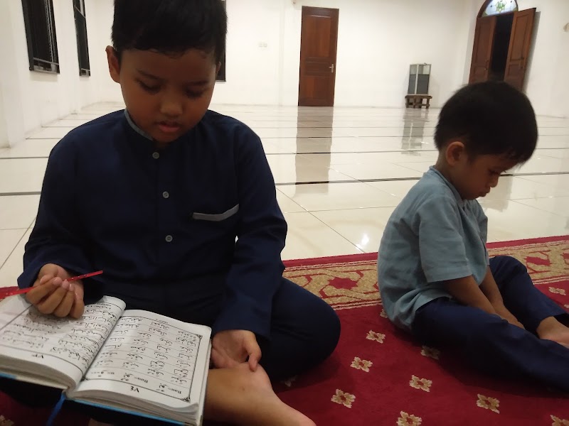 Jami' Al-Huda Mosque photo 3