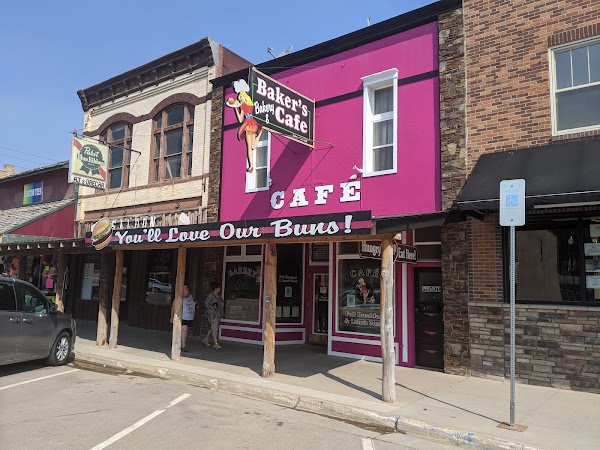 Baker’s Bakery & Cafe