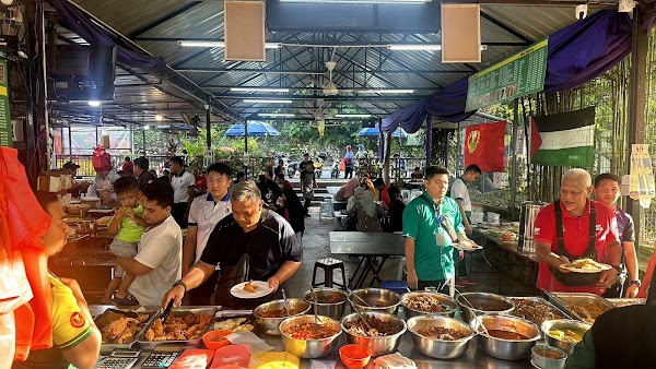 Warung Pak Tam kita - Photo 1